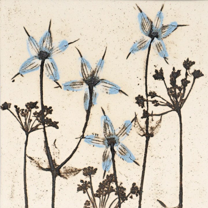 10cm Blue Botanical Tile