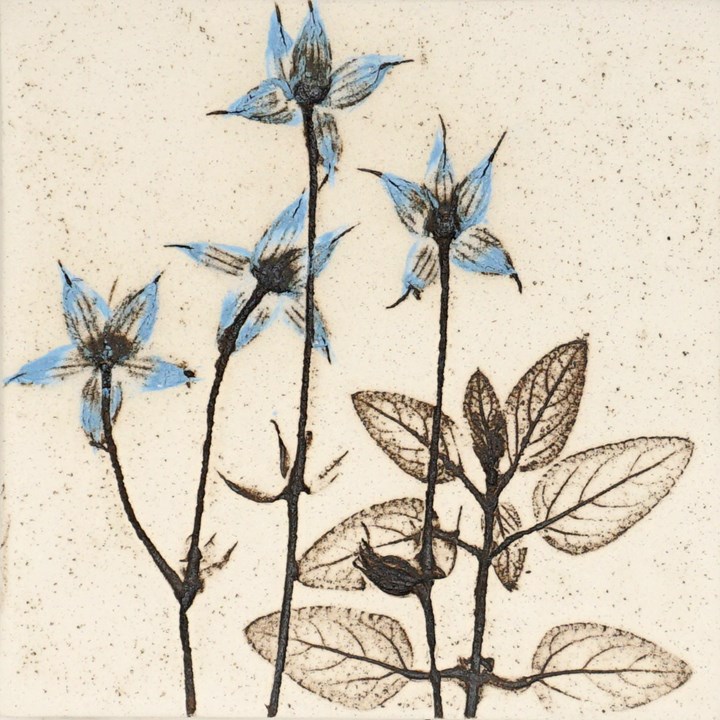 10cm Blue Botanical Tile