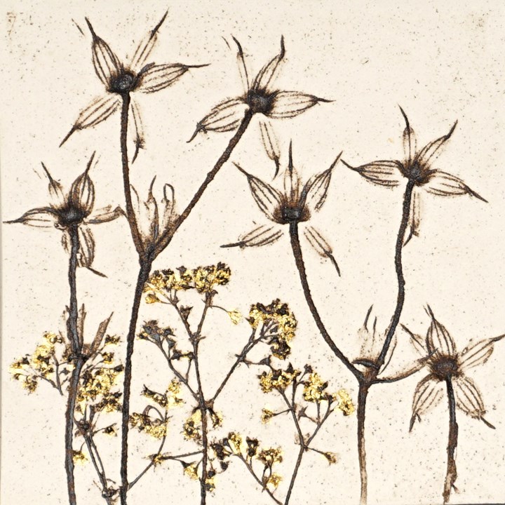 10cm Botanical Tile With 24ct Gold Leaf