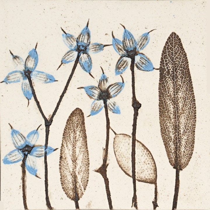10cm Blue Botanical Tile