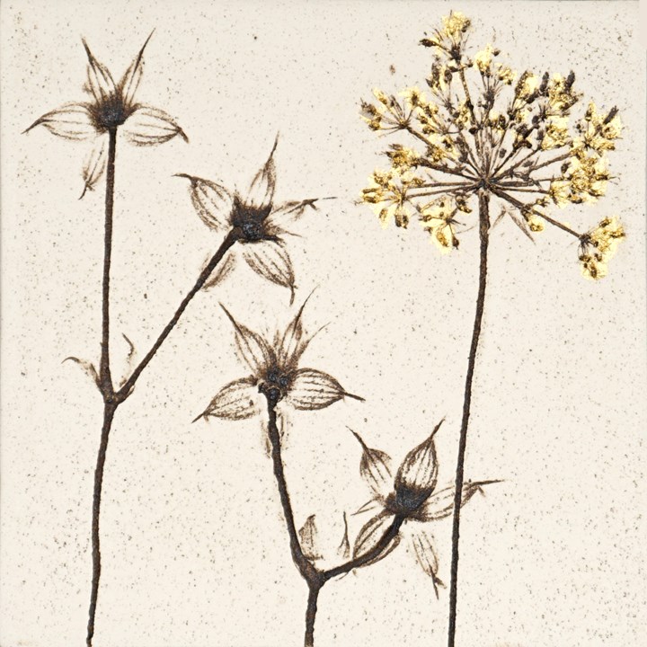 10cm Botanical Tile With 24ct Gold Leaf