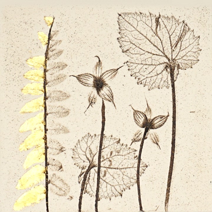 10cm Botanical Tile With 24ct Gold Leaf
