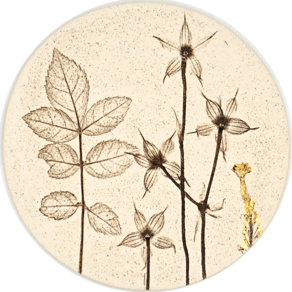 10cm Round Botanical Tile With 24ct Gold Leaf
