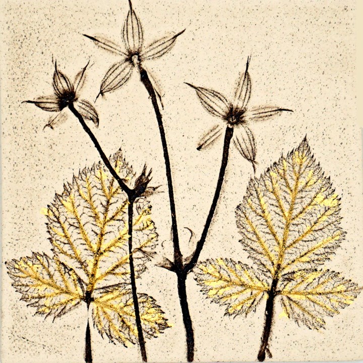 10cm Botanical Tile With 24ct Gold Leaf