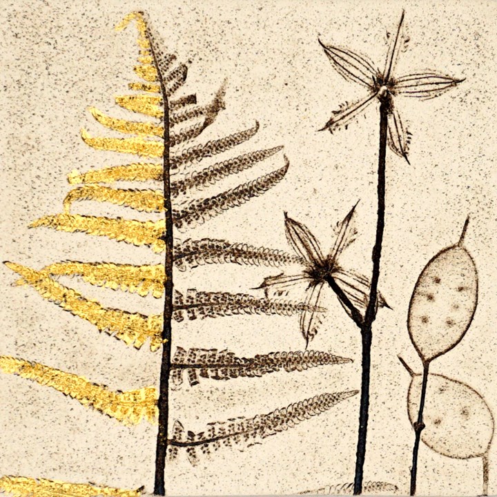 10cm Botanical Tile With 24ct Gold Leaf