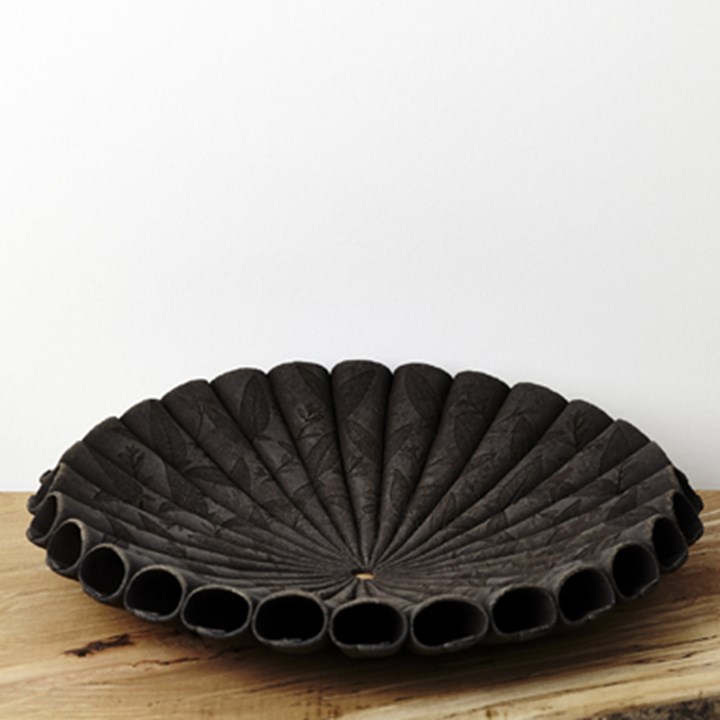 Dark Leaf Cone Bowl