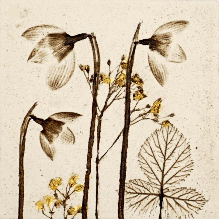 10cm Snowdrop Tile With 24ct Gold Leaf