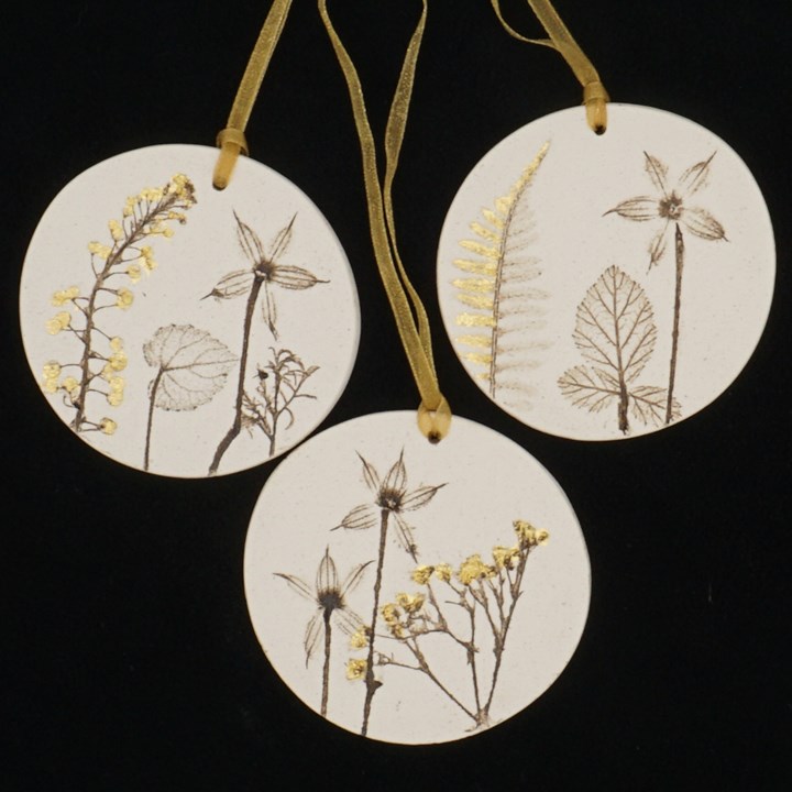 Three 7cm Round Hanging Botanical Tiles With 24ct Gold Leaf