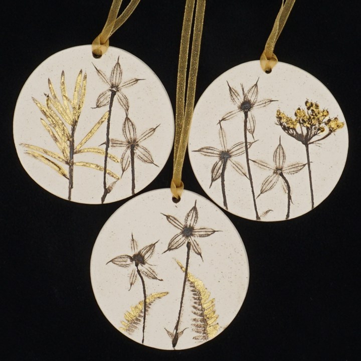 Three 7cm Round Hanging Botanical Tiles With 24ct Gold Leaf