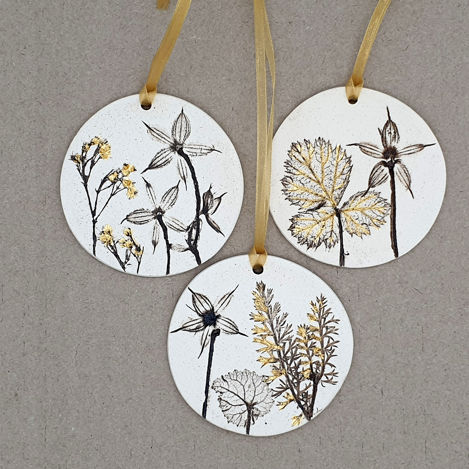 Three 7cm Round Hanging Botanical Tiles With 24ct Gold Leaf