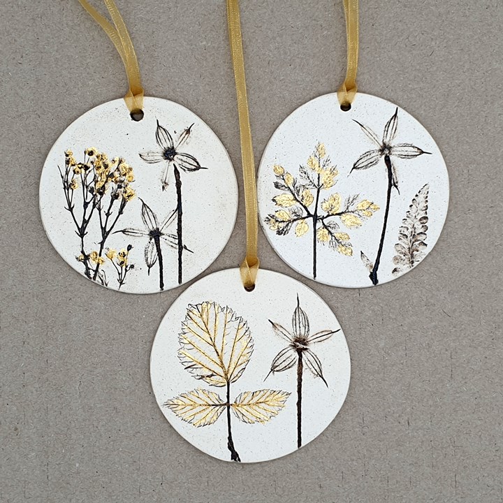 Three 7cm Round Hanging Botanical Tiles With 24ct Gold Leaf