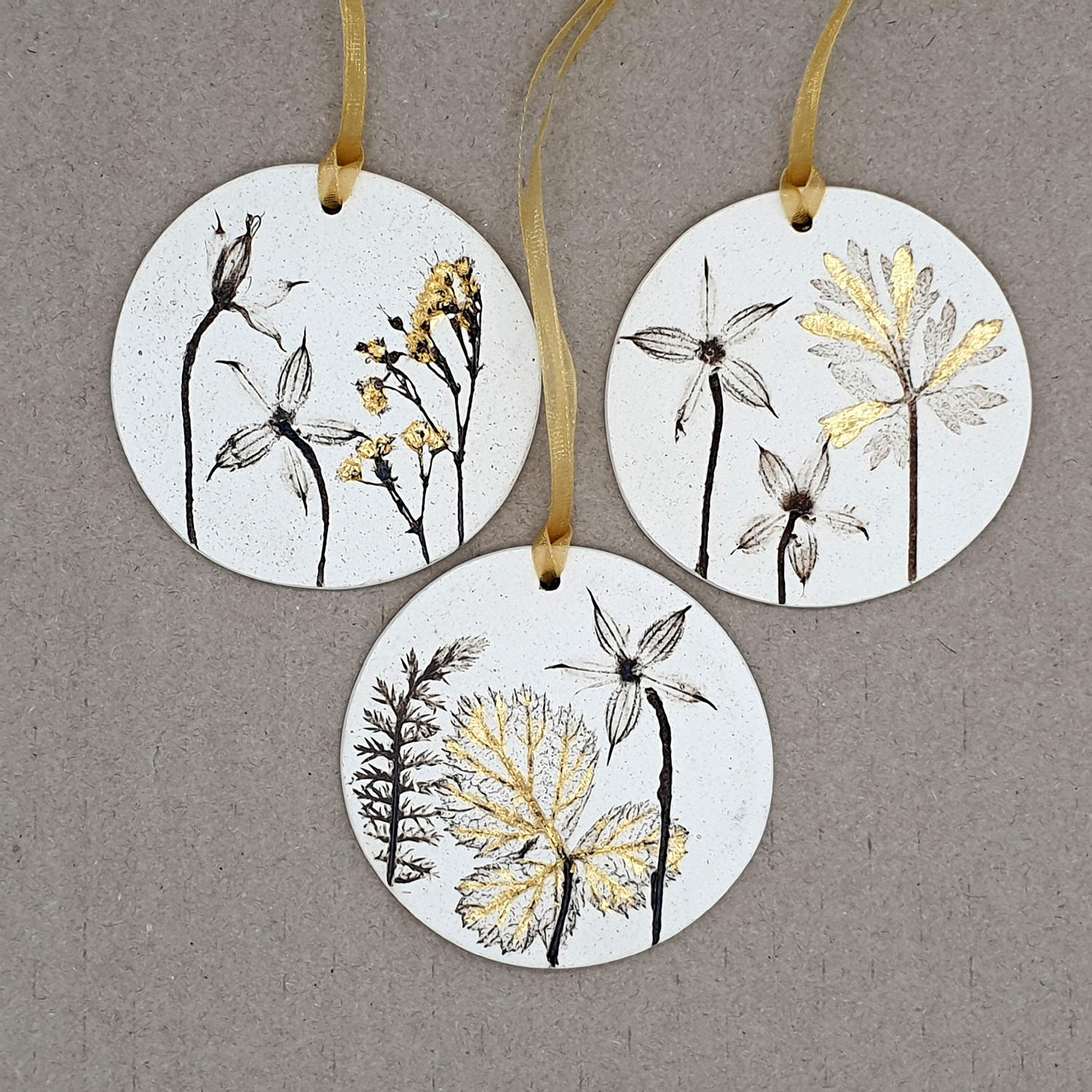 Three 7cm Round Hanging Botanical Tiles With 24ct Gold Leaf