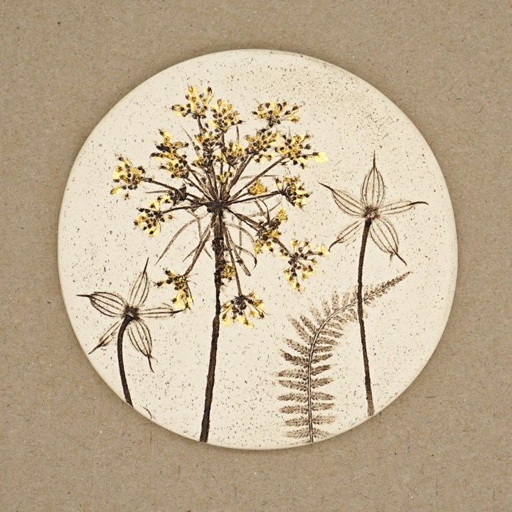 10cm Round Botanical Tile With 24ct Gold Leaf