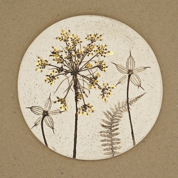 10cm Round Botanical Tile With 24ct Gold Leaf