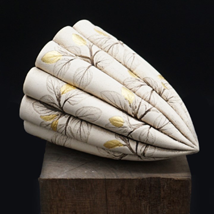 Gold Leaf Pod