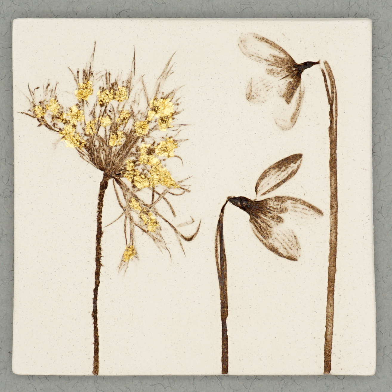 10cm Square Snowdrop Tile With 24ct Gold Leaf